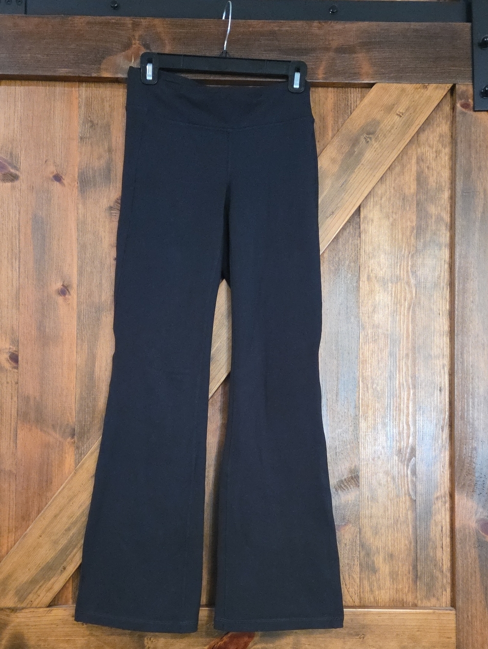 Lucy Power Black Leggings Small Short